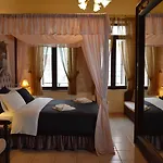 Odos Oneiron Boutique 4*