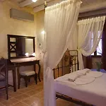 Odos Oneiron Boutique Aparthotel Chania (Crete)