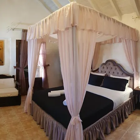 Odos Oneiron Boutique 4* خانيا