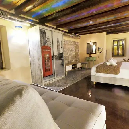 Odos Oneiron Boutique شقة فندقية 4*