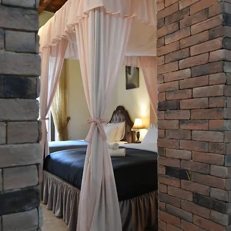 Odos Oneiron Boutique Hanya
