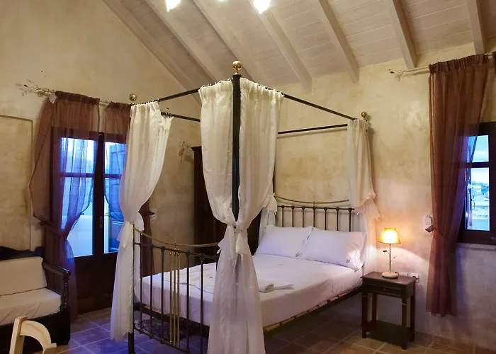 Odos Oneiron Boutique Ханья