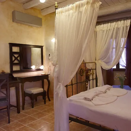 Odos Oneiron Boutique Aparthotel Chania (Crete)