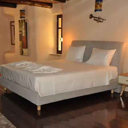 Odos Oneiron Boutique 4*