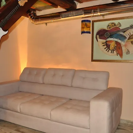 アパートホテル Odos Oneiron Boutique ハニア