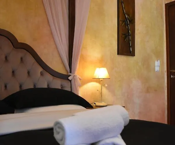 Odos Oneiron Boutique Apartmanhotel Hriszí Aktí Haniá